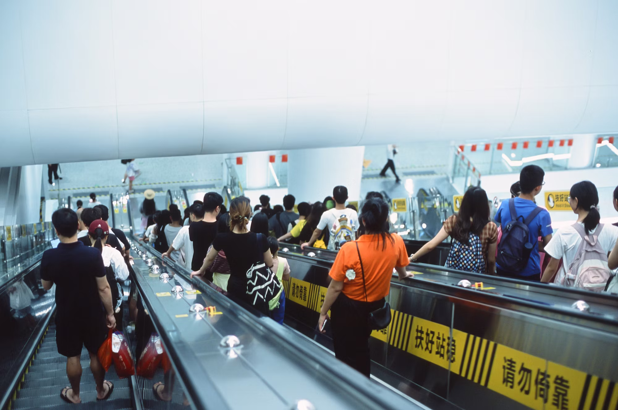 Navigating the World of Airport Amenities: What Travelers Need to Know